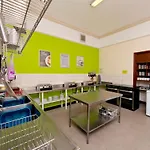 Yha Langdale *