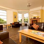 Yha Langdale Hostel