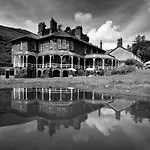 Yha Langdale Hostel *